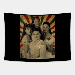 The Buccaneers - Photo Vintage Retro Look Fan Design Tapestry