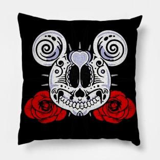 Skull roses romantic Pillow