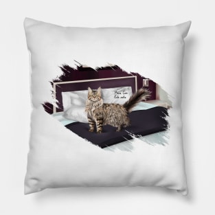 AnemalSoul - Gray Maine Coon Pillow