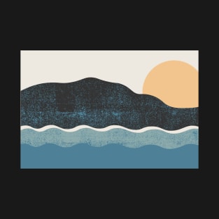 Minimalistic art of sunset and mountains T-Shirt