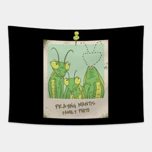 Happy Family - Praying Mantis Family Photo Funny Gift Tapestry