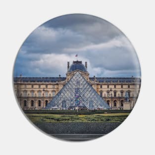 Louvre Pin