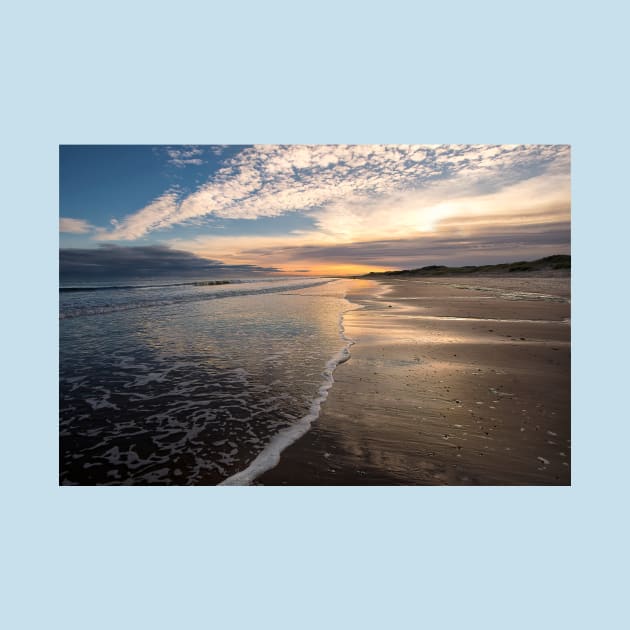 December daybreak at Druridge Bay by Violaman