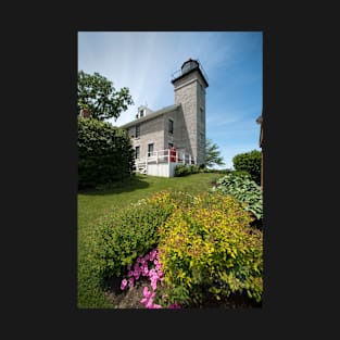 Sodus Point, NY USA Lighthouse & Museum T-Shirt