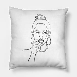 Beautiful women one line art Pillow