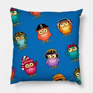 Colorful owls pattern | blue Pillow