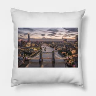 London River Thames Dusk Pillow