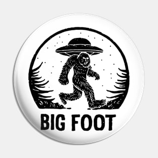 Big foot ufo hunting Pin