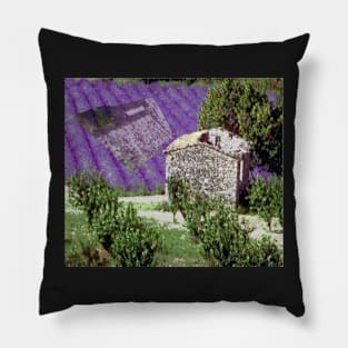 Little farmhouse in the provence, ruine. Pillow