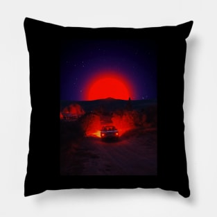 Chasing the red sun Pillow