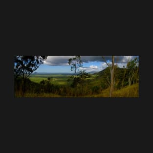 Looking towards Townsville from Pipers Lookout - Hervey Range T-Shirt