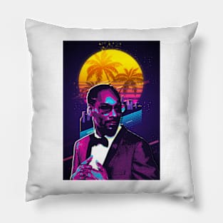 retro 80s snoop dogg Pillow