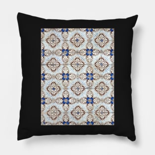 Portuguese tiles. Kaleidoscopic blue and brown pattern Pillow