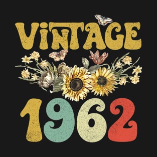 Vintage 1962 Sunflower Floral Retro Groovy 61st Birthday T-Shirt