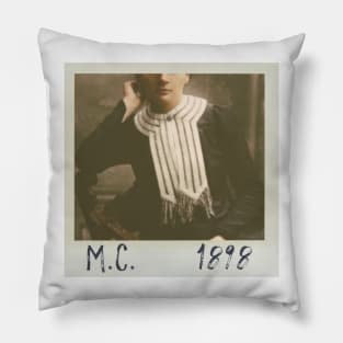 Marie Curie - 1898 Pillow