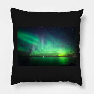 Northern lights over lake Pillow