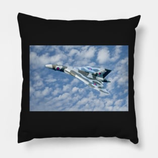 Avro Vulcan Bomber XH558 Pillow