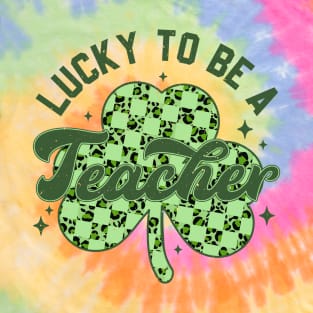 Lucky To Be A Teacher Rainbow Teacher St Patrick's Day T-Shirt