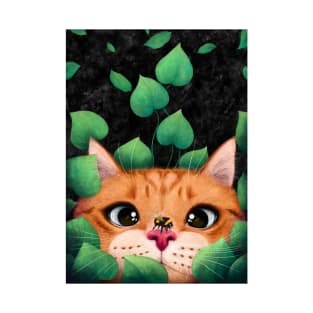 Cat in the leaves T-Shirt