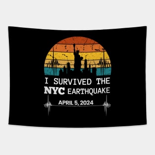 I Survived the NYC Earthquake April 5, 2024 Memorabilia, New York City Skyline Statue of Liberty, Vintage Distressed Retro Sunset Tapestry