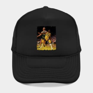 Larry Bird vs Magic Johnson Hat