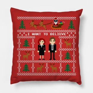 I WANT TO BELIEVE IN UGLY CHRISTMAS Pillow