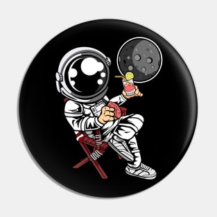 Astronaut Holiday Pin