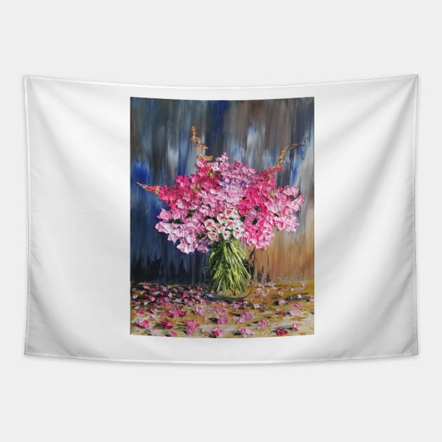 pink hydrangeas in clear glass Tapestry by roxanegabriel