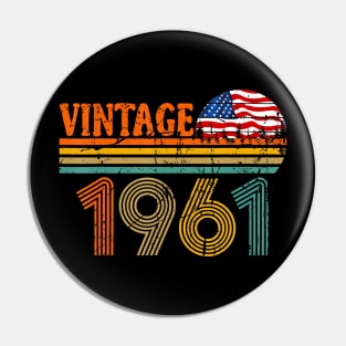 59 Years Old 1961 Vintage 59th Birthday Gift Ideas T-Shirt Pin