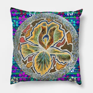 gold  flower of love LowEndGraphics Pillow