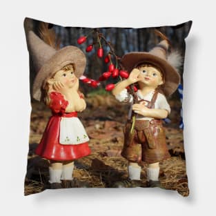 little kids shows the pure love Pillow