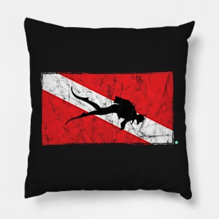 SCUBA DIVING: Flag Scuba Diving Pillow