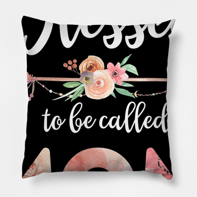 Womens Blessed Mom Floral Mom Mothers Day Gift Pillow by sousougaricas