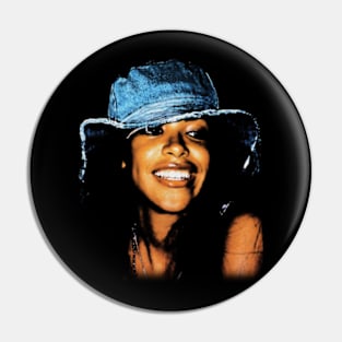 Aaliyah Classic Style Pin