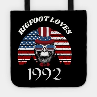 Bigfoot loves America and People born in 1992 Tote