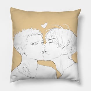 Kiss Pillow