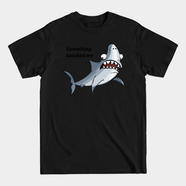 Disover Scared Shark - Scared Shark - T-Shirt