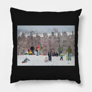 Sledging, Warrender Park Pillow