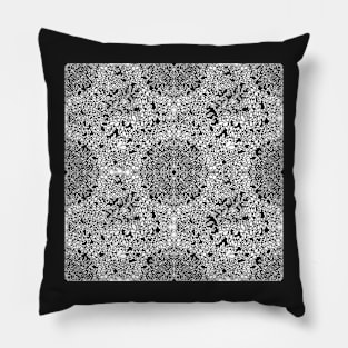 Mandala Pattern 003 Pillow