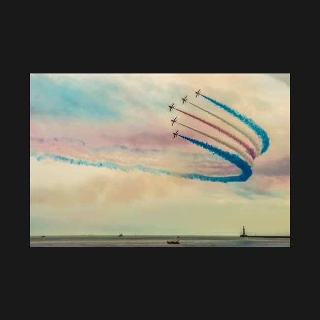 Red Arrows Sunderland Air show 2016 by tynesidephotos