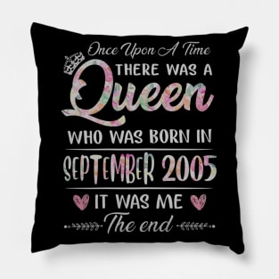 Girls 15th Birthday Queen September 2005 15 Years Old Pillow