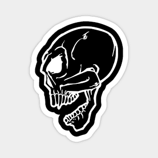 Venomous Skull Magnet