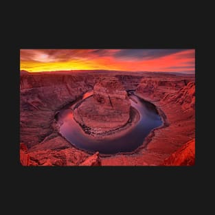 Horseshoe Bend Fiery Sunset T-Shirt