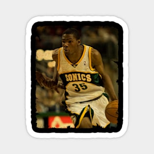 Kevin Durant - Vintage Design Of Basketball Magnet