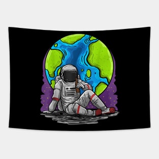 Astronaut Beer Earth Funny Spaceman Drinking Alcohol Gift Tapestry