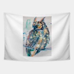 Great horned owl in gold Tapestry