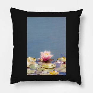 waterlily. nenúfar Pillow