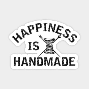 Knitter - Happiness is handmade Magnet