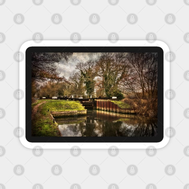 Sulhamstead Lock on the Kennet and Avon Magnet by IanWL