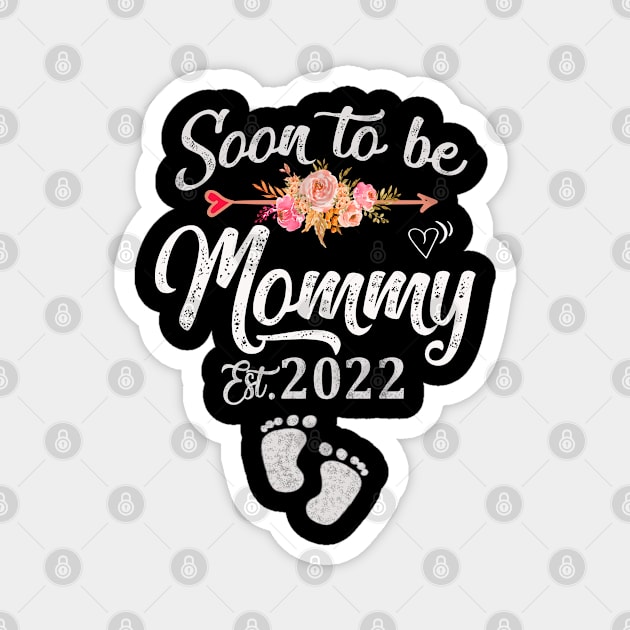 soon to be mommy 2022 Magnet by Leosit